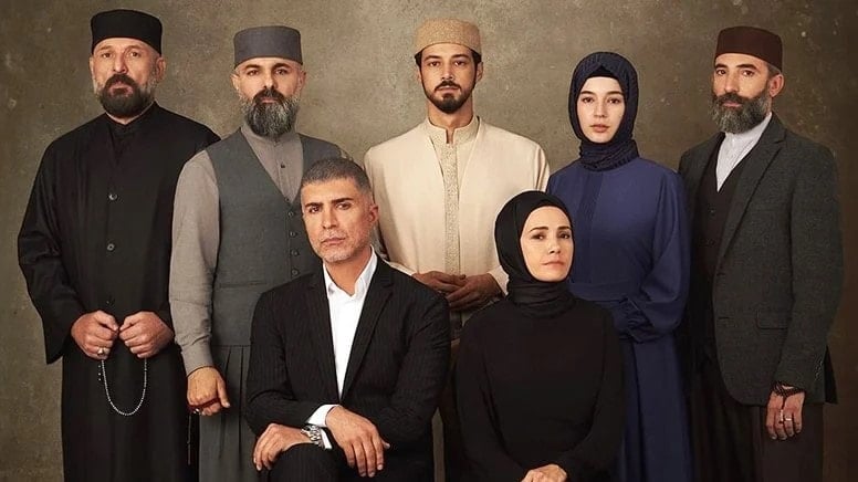 ‘Kızıl Goncalar’dan o sahneler çıkarıldı, izleyicilerle şu uyarı mesajı paylaşıldı