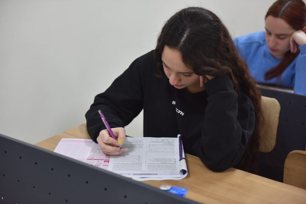 Bursa Yıldırım’dan gençlere ‘Tyt’ desteği