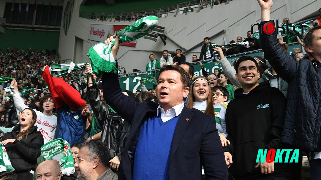 Başkan Aydın, Bursa’da Bursaspor’un maçını öğrencilerle birlikte izledi
