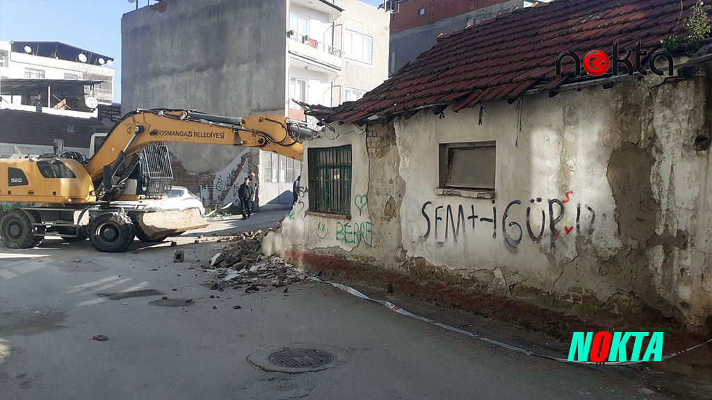 Bursa Osmangazi’de metruk bina temizliği
