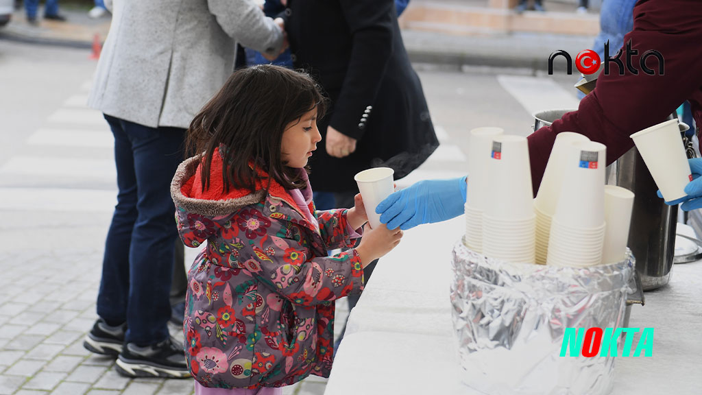 Bursa’da Başkan Aydın vatandaşlarla buluşmaya devam ediyor