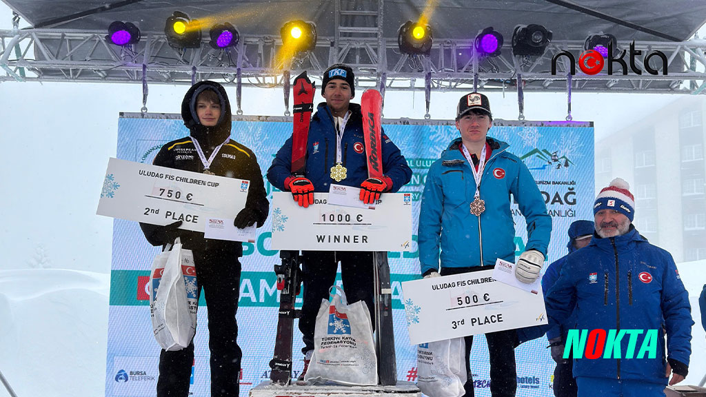 Osmangazi’de genç kayakçılar pistte göz doldurdu