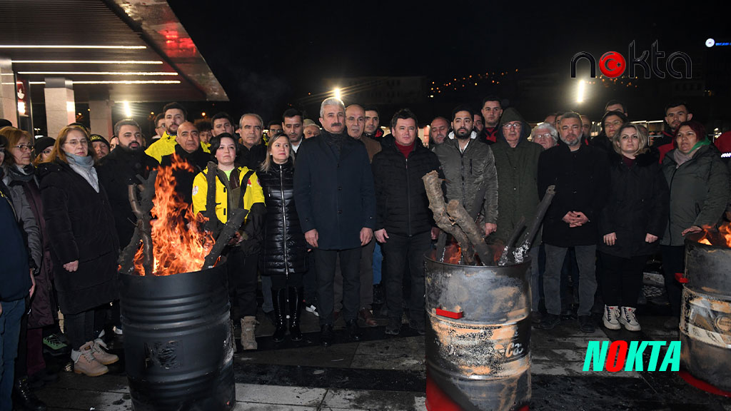 Saat 04.17’de Osmangazi Meydanı’nda anma programı düzenlendi