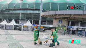Stadyumun temizliğine Bursa Osmangazi desteği
