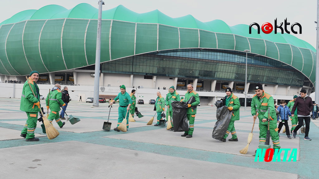 Stadyumun temizliğine Bursa Osmangazi desteği