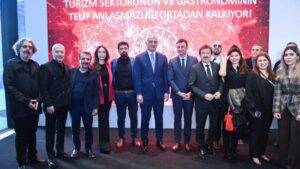 Bakan Ersoy’dan 40 yıllık telif sorununa neşter!