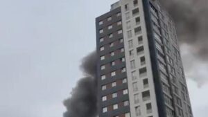 Son dakika… Ataşehir’de AVM’de yangın