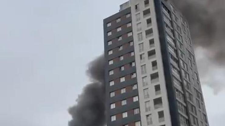 Son dakika… Ataşehir’de AVM’de yangın