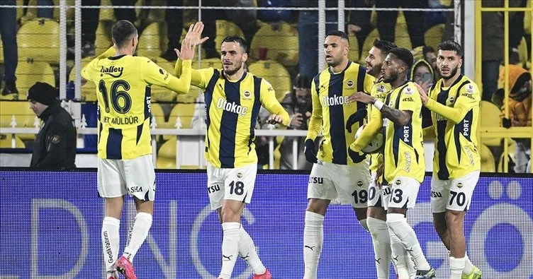 CANLI FENERBAHÇE RANGERS | Fenerbahçe’nin konuğu Rangers! 11’ler belli oldu…