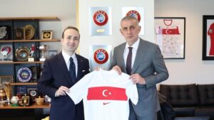 Cumhuriyet Savcısı Ömer Polat, TFF Başkanı Hacıosmanoğlu’nu ziyaret etti