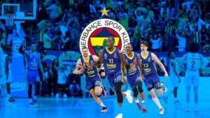 Fenerbahçe Beko’nun yıldızı Nigel Hayes-Davis son saniyede salonu ayağa kaldırdı!