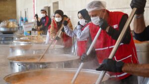 Ramazan ayında fitre ve yardımlar ihtiyaç sahiplerine ulaştırılıyor