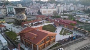 Rize’de Çay Çarşısı 2,5 milyon ziyaretçiyi ağırladı