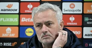 Son dakika Fenerbahçe haberi: Jose Mourinho’dan Adana Demirspor maçı için çarpıcı sözler: “Galatasaraylı oyuncuların sahada kalıp…”