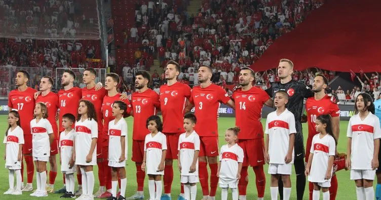 Son dakika haberi: A Milli Futbol Takımı’nın Macaristan maçı kadrosu açıklandı!