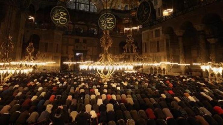 Teravih namazı faziletleri: Üçüncü gün teravih namazının sevapları nelerdir?