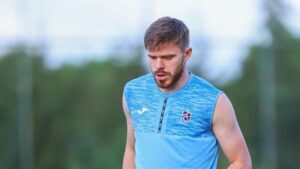 Trabzonspor’da Arseniy Batagov sakatlandı
