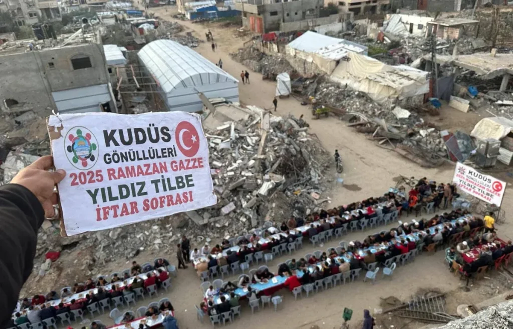 Yıldız Tilbe, Gazze’de 4 bin kişilik iftar verdi