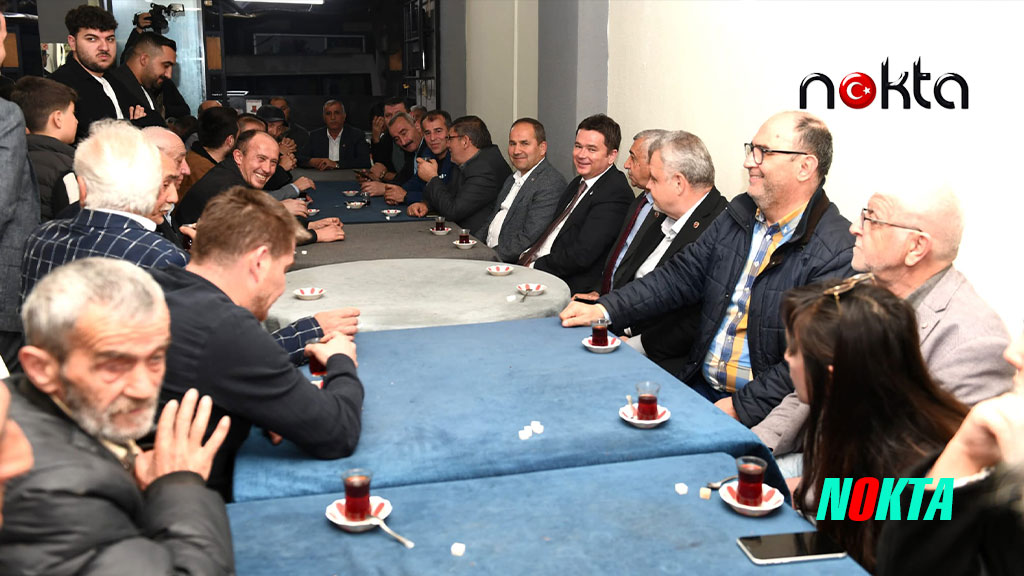 Başkan Aydın bin kişiyle aynı anda iftar açtı