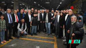 Başkan Aydın bin kişiyle aynı anda iftar açtı