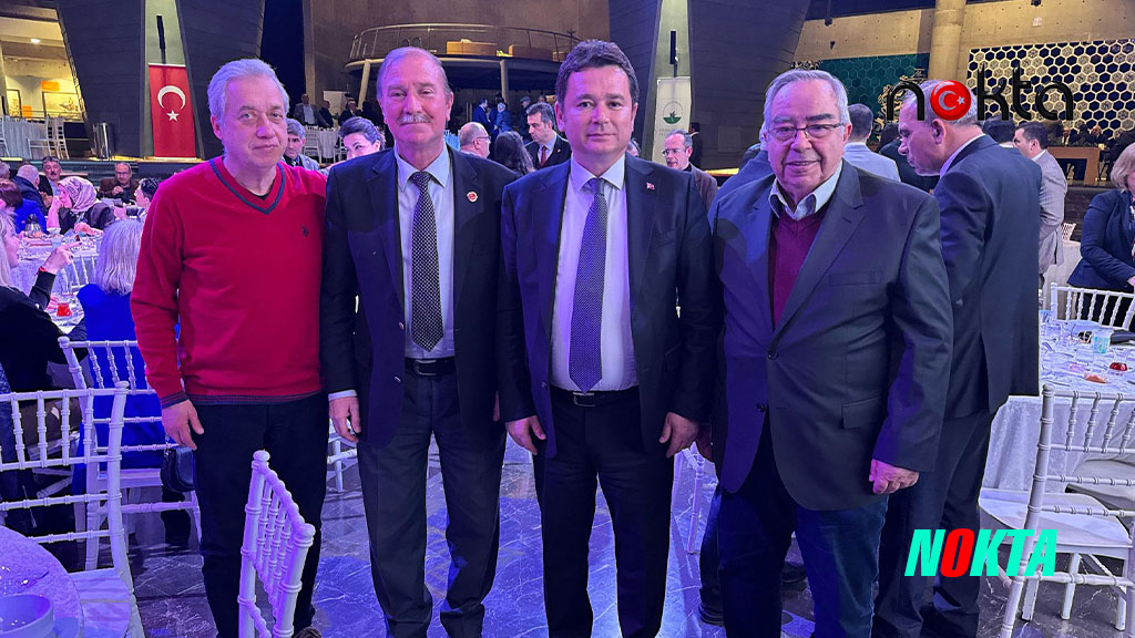 Başkan Aydın muhtarlar ve meclis üyelerine iftar verdi