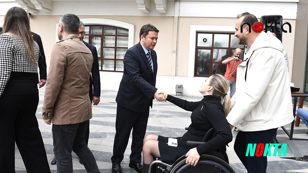 Başkan Aydın, Osmangazi ailesiyle bayramlaştı