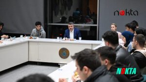 Başkan Yılmaz sahurda gençleri ağırladı