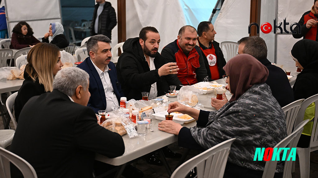 Başkan Yılmaz, Yıldırımlılarla iftar sofrasında buluştu