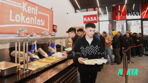 Bursa Osmangazi’nin iftar sofraları dolup taşıyor