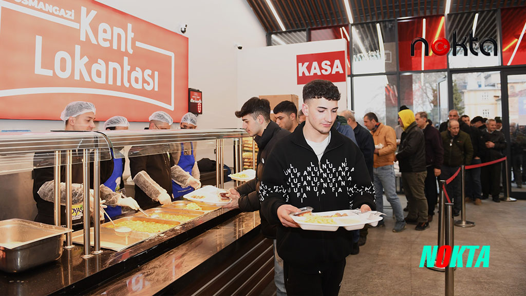 Bursa Osmangazi’nin iftar sofraları dolup taşıyor