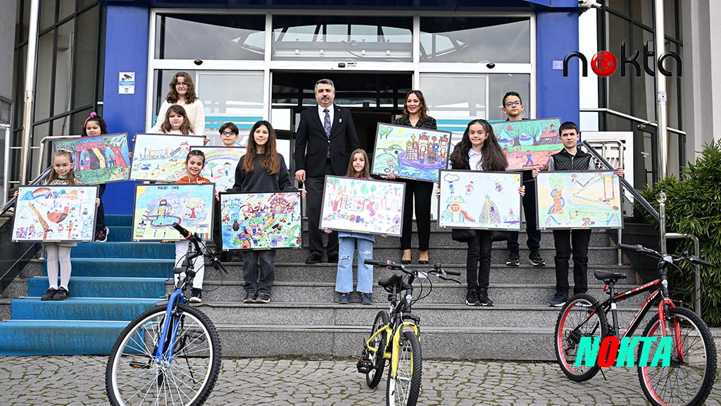 Bursa’da Çocuklar hayalindeki parkı resmetti