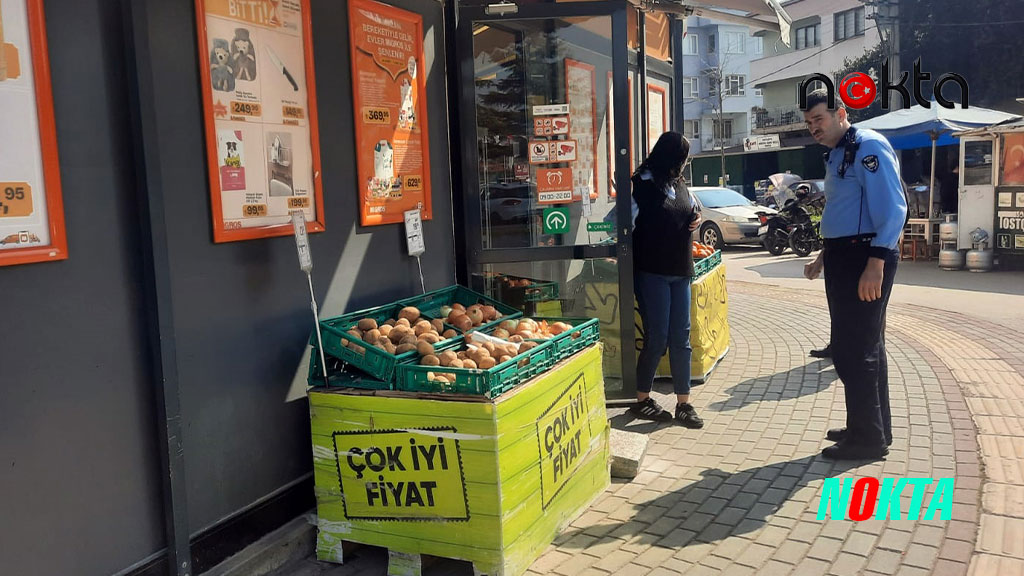 Bursa’da Kaldırım işgali yapan işyerlerine ceza yağdı