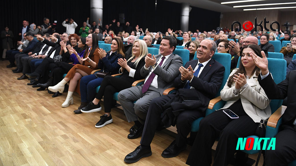 Bursa’da Temizlik işçileri bu kez kulakların pasını temizledi