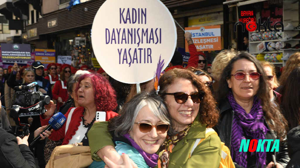 Bursalı kadınlardan 8 Mart yürüyüşü