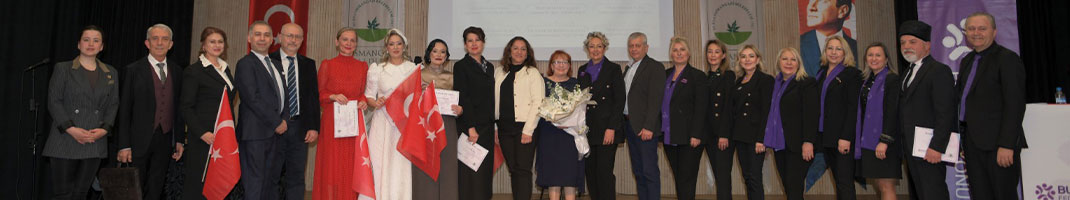 Kahraman hekimlerin hayatını meslektaşları teatral oyunla anlattı