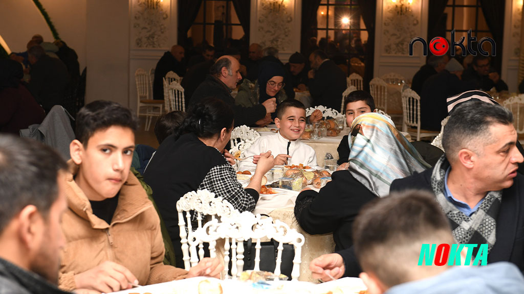 Osmangazi Belediyesi Panayırda iftar sofrası kurdu