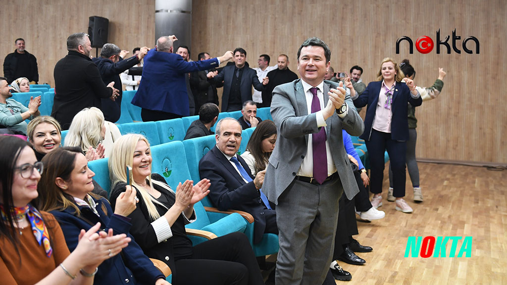 Temizlik işçileri bu kez kulakların pasını temizledi