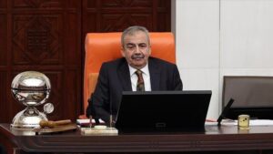 Sırrı Süreyya Önder’i çocukluk arkadaşları anlattı: Hayata tutunma açısından dirençli biri