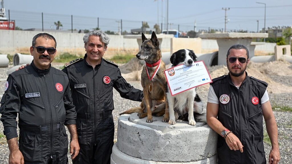 Ares ve Rex’ten şampiyonluk gururu