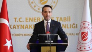 Bakan Bayraktar: Yerli ve milli markaları hedef alan sözde boykot çağrıları toplumsal huzuru bozmakla sınırlı kalır