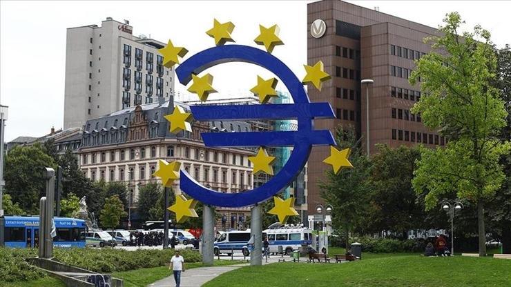ECB, 3 temel politika faizini 25 baz puan düşürdü