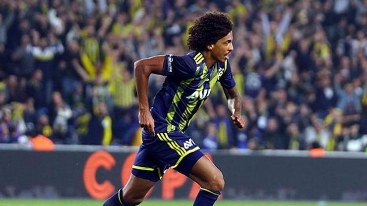Fenerbahçe’nin eski yıldızı Luiz Gustavo’yu hastaneye kaldırdılar