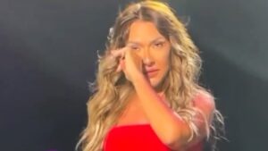 Hadise, Belçika konserinde gözyaşlarına boğuldu: Mahvoldum şu an