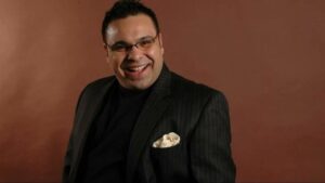 Okan Karacan akıl hastanesine yattığını açıkladı