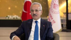 SON DAKİKA | Ulaştırma ve Altyapı Bakanı Abdulkadir Uraloğlu CNN Türk’te