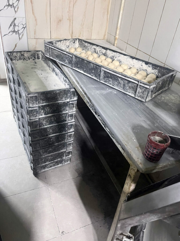 Zabıtadan merdiven altı imalathaneye baskın