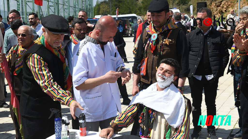 Asırlık köy düğünü Fetih Etkinlikleri’nde hayat buldu