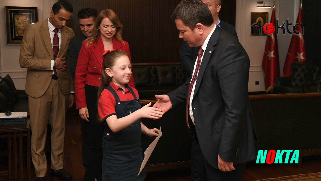 Başkan Aydın koltuğunu çocuklara devretti