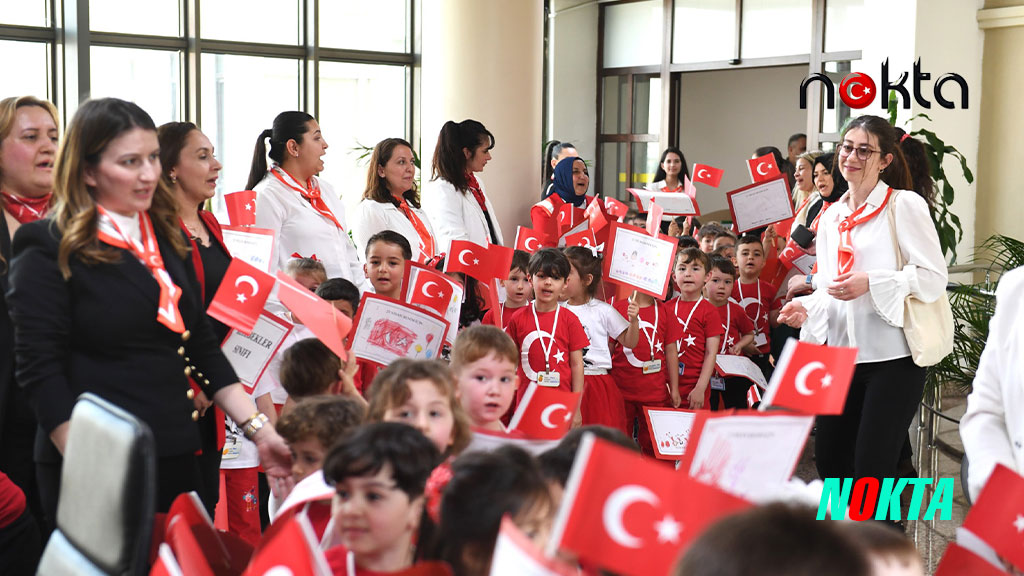 Başkan Erkan Aydın koltuğunu çocuklara devretti