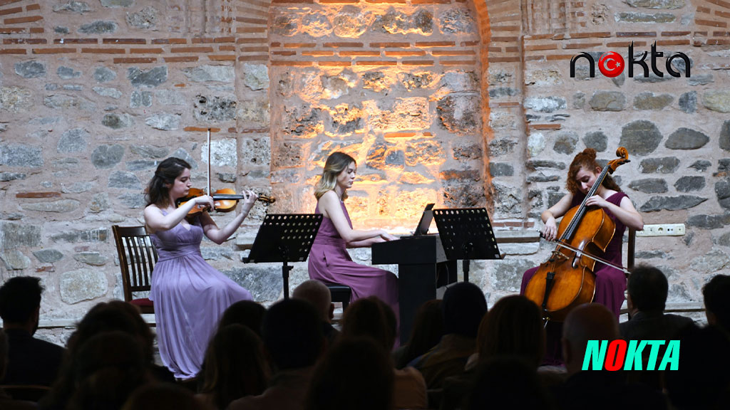 Bursa’da Sanatseverler klasik müziğin büyüsüne kapıldı